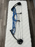 Hoyt Stratos Blue Riser RH 65# Max 28.5"-31" DL (USED – Like New)