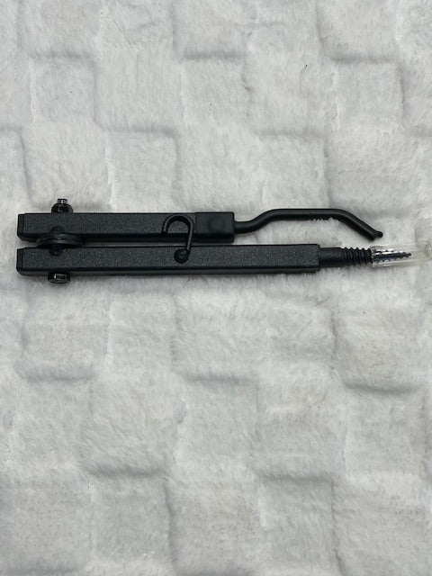 Screw In Bow Hanger 12"