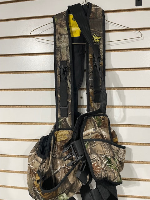 Hunter Safety System Realtree AP Used-Like New Condition